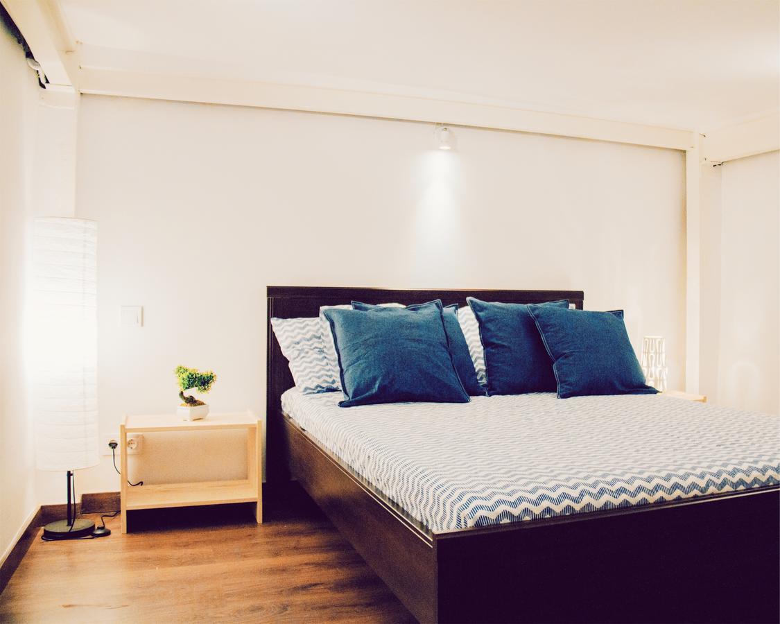 Lollipop Flats City Centre Suite Мадрид Экстерьер фото